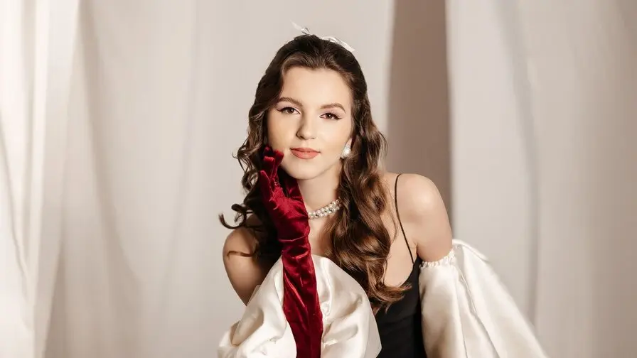 View more of AmaliaLimas