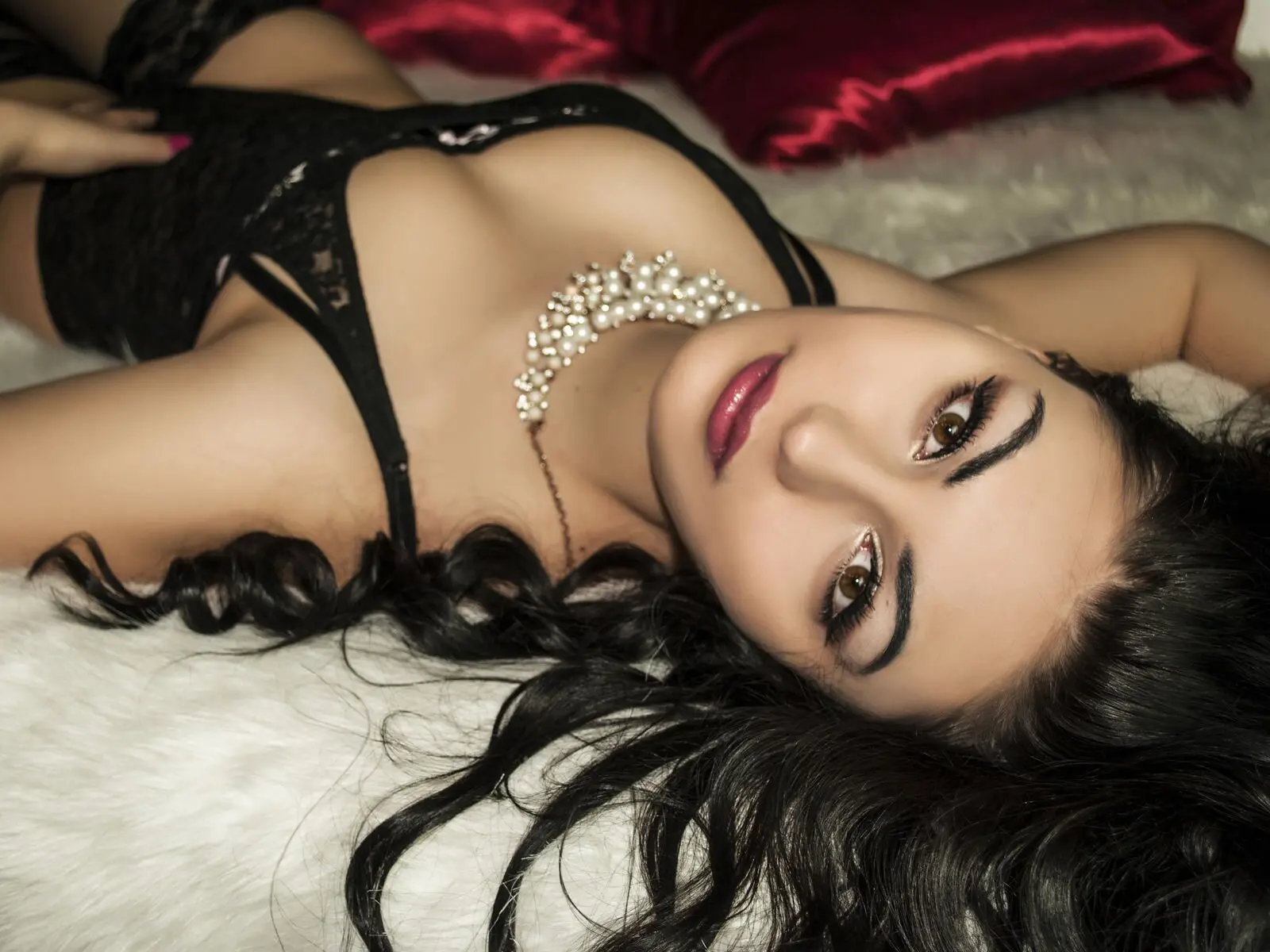 View more of AmandaLux