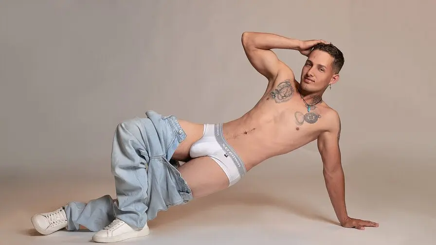 View more of AngelRiveras