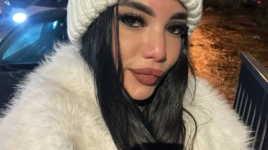 View more of AnoraCler