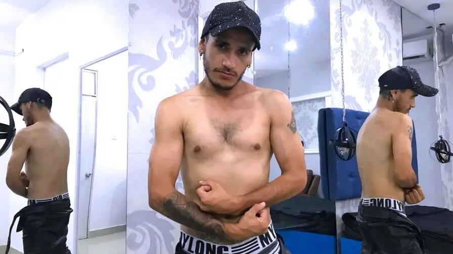 View more of AxelDaemon