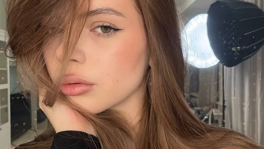 View more of EllyaLermet