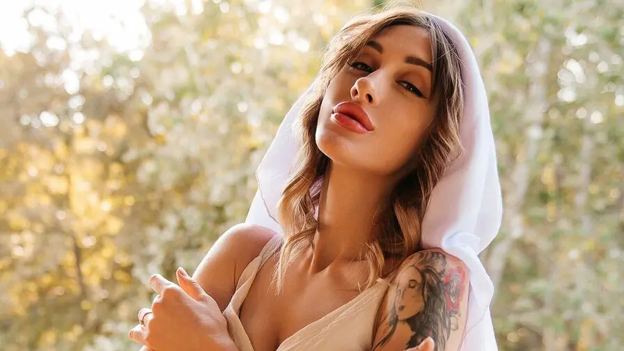 View more of KalistaSwanson