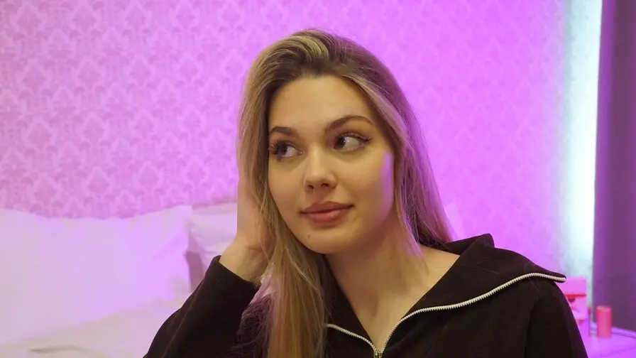 View more of LanaMuse