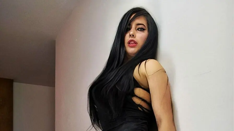 View more of LeslySalvatore