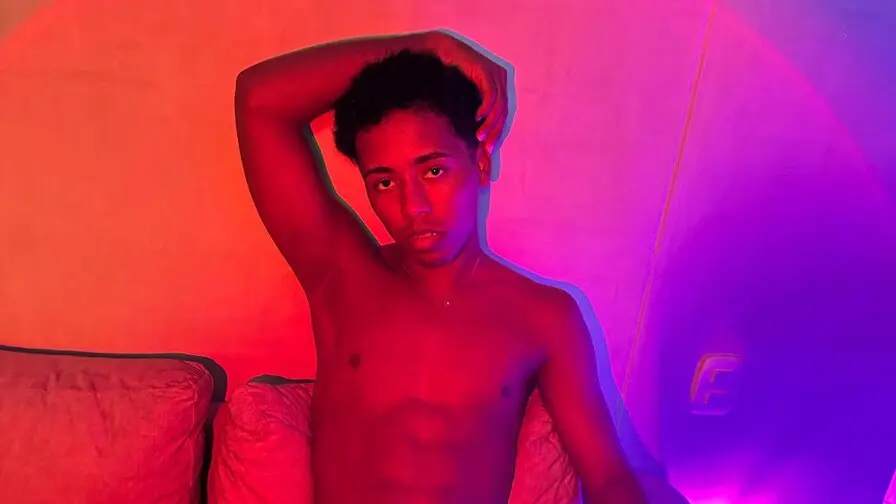 View more of LianBoyeur