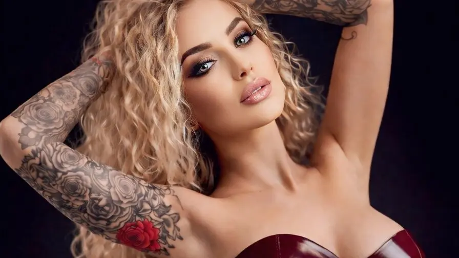 View more of LuxeAnna