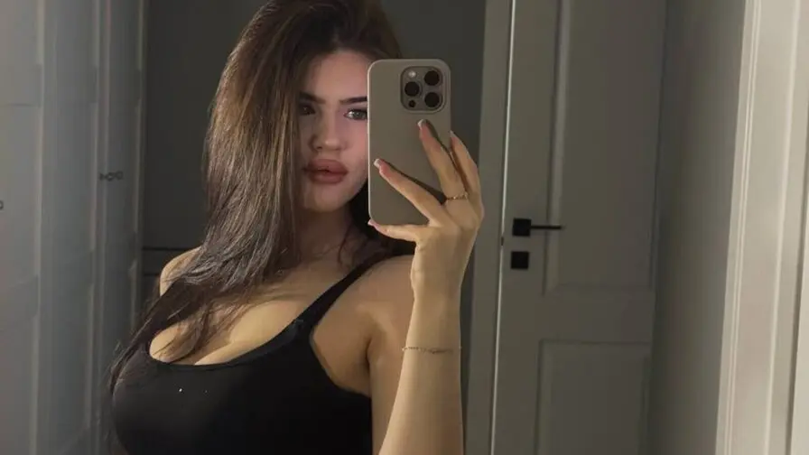 View more of MellyBerry
