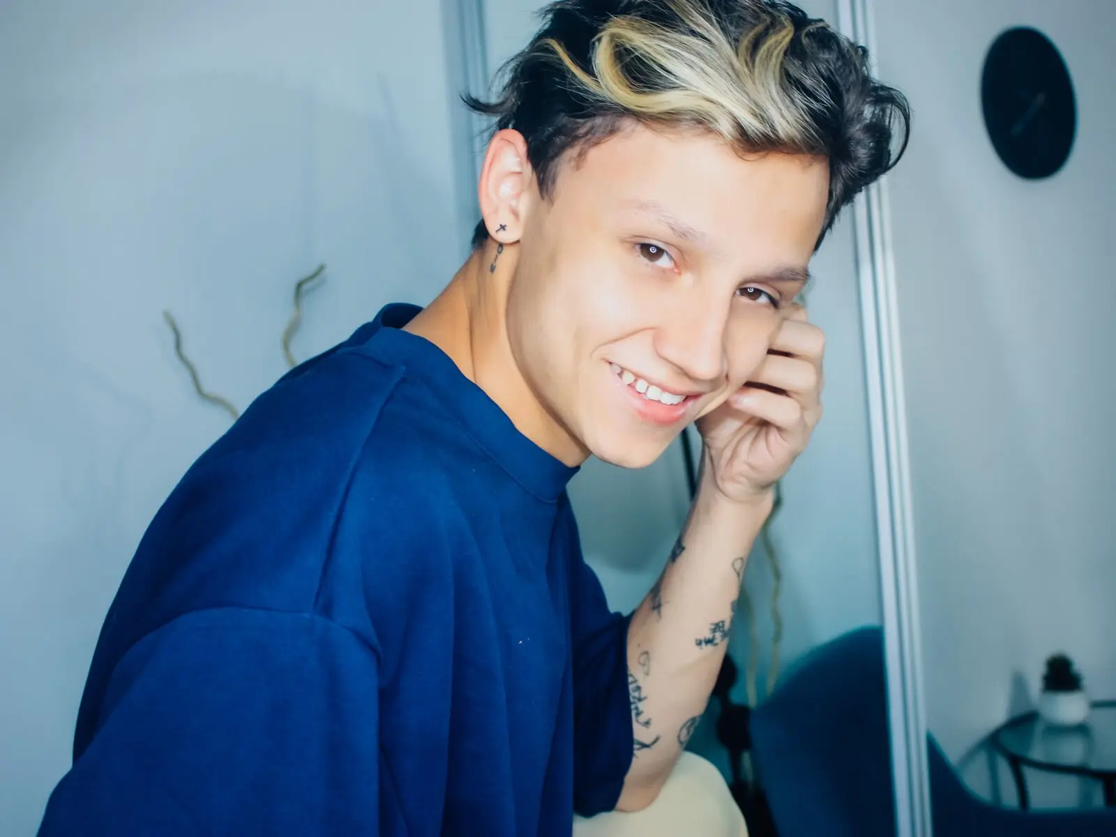 View more of NikyYoung