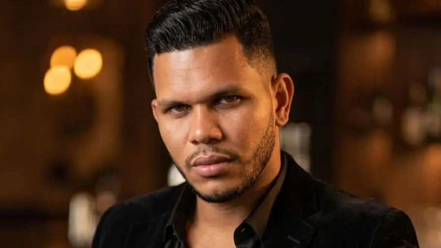 View more of NohaBroks