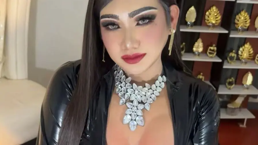 View more of RebecaSimpson