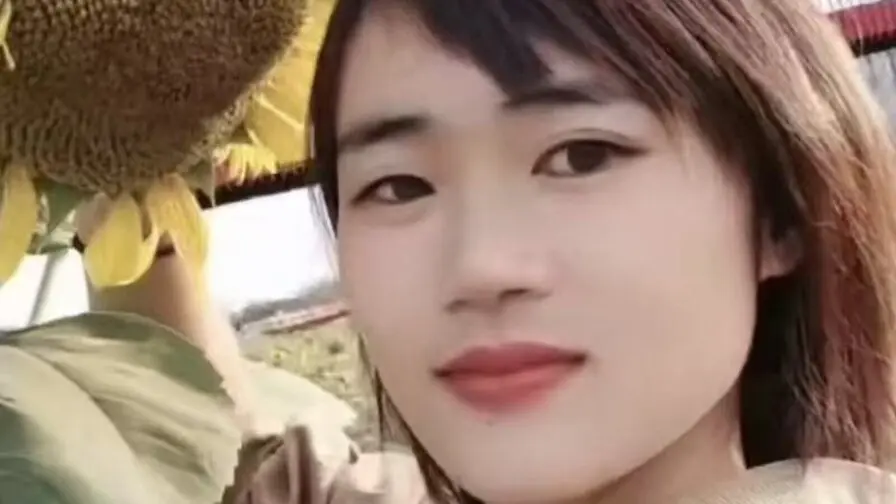 View more of XiaoqiongLen